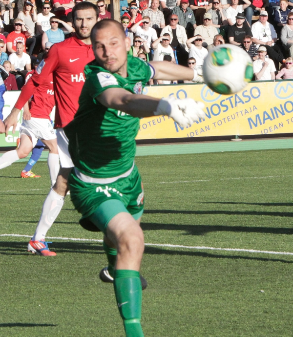 Interin maalivahti Magnus Bahne pelasi uran 100. nollapelinsä Veikkausliigassa. RoPSista ei ollut miehen selättäjäksi.
