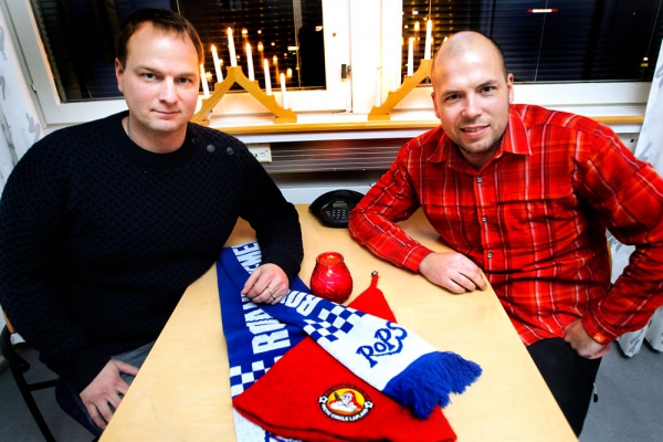 RoPSin Antti Hietakangas ja FC Santa Clausin Juha Eteläinen istuivat saman pöydän ääreen farmisopimuksen tiimoilta. 