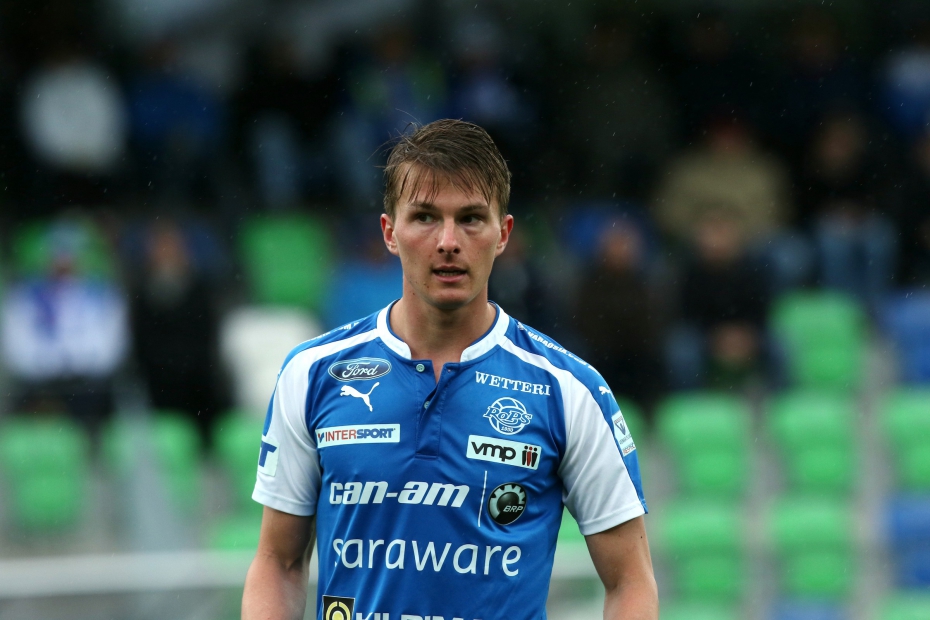 Kauden päätteeksi Hollantiin siirtyvä Janne Saksela iski RoPS:n johto-osuman.